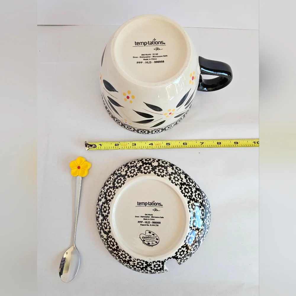 NWOT Temp-tations Old World Black Soup and Sandwich Set